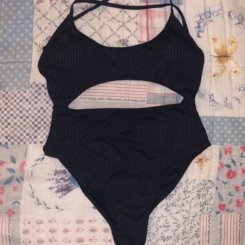 Garage one piece swimsuit cut out M